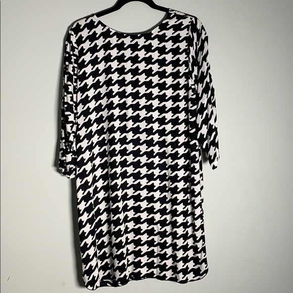 WEEKEND SALE ‼️🎈‼️ESCAPADA TUNIC SIZE SMALL - Picture 5 of 8